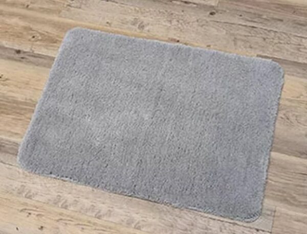 Tapis doux en latex gris